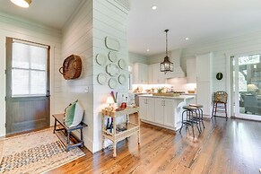 Stunning Cashiers Cottage Rental w/ Screened Porch