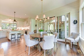 Stunning Cashiers Cottage Rental w/ Screened Porch