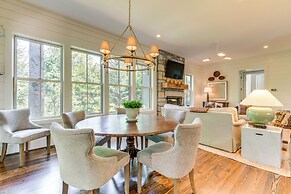 Stunning Cashiers Cottage Rental w/ Screened Porch