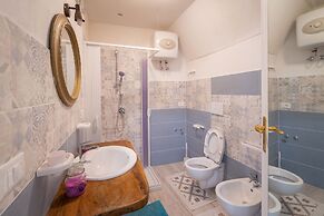 3929 Casa Ferrante by Barbarhouse