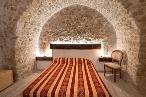 3929 Casa Ferrante by Barbarhouse