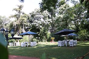 IZAAK WALTON INN EMBU