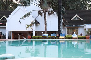 IZAAK WALTON INN EMBU