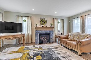 Mommyc's Villa Fun House 4 Bedroom Home by RedAwning