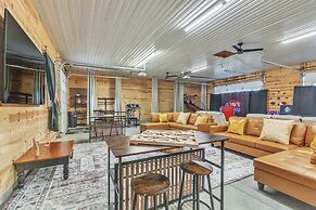 Mommyc's Villa Fun House 4 Bedroom Home by RedAwning