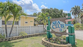 Siesta Sea Gem 2 Bedroom Condo by RedAwning