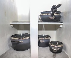 Downtown Cozy 2 BR Apt - 4min drive MardiGras Park