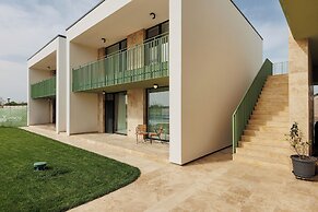 Hypnose Resort by the Sea