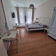 Barcolana Lodge Intero