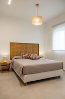 Arancia Elegant Rooms and Suites