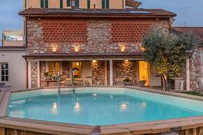 Egidio City Farmhouse