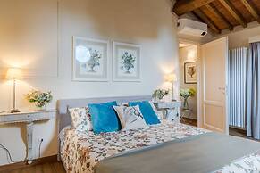 Egidio City Farmhouse