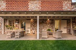 Egidio City Farmhouse