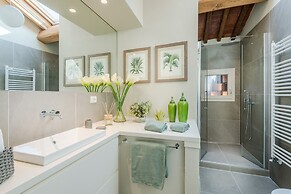 Egidio City Farmhouse