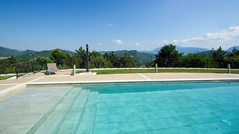 Dimora Montefalcone 8 Emma Villas