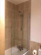 Stunning 3-bed House in Bristol