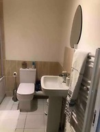 Stunning 3-bed House in Bristol