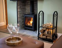 High Spec 1-bed Cottage in Staindrop, Darlington