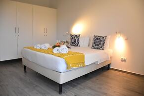 Mercedes Country House