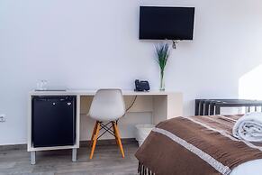 Mercedes Country House