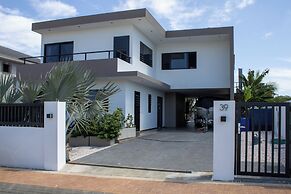 Luxury Villa Incl Pool With Seaview Near Beaches
