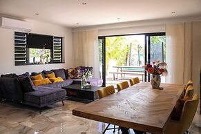 Luxury Villa Incl Pool With Seaview Near Beaches