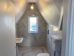 The Croydon Penthouse