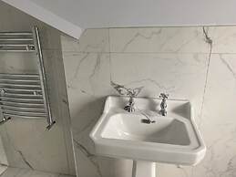 The Croydon Penthouse