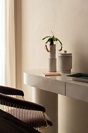 Demetra Luxury Suites