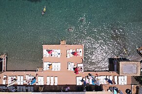 Dalgıç Otel Türkbükü