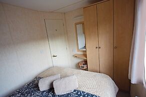 Comfortable Mobile Home in the Countryside