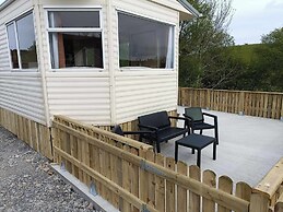 Comfortable Mobile Home in the Countryside