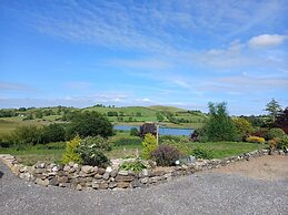 Comfortable Mobile Home in the Countryside