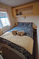 Comfortable Mobile Home in the Countryside