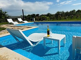 Luxury 5-star Villa With Private Saltwater Pool