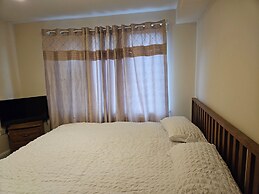 Stunning 2-bed Apt-freeparking, Close to City