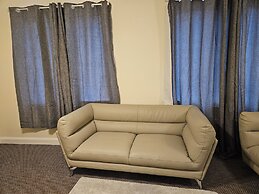 Stunning 2-bed Apt-freeparking, Close to City