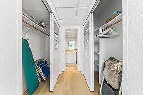 Oceanfront Condo With Ocean Views