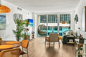 Oceanfront Condo With Ocean Views