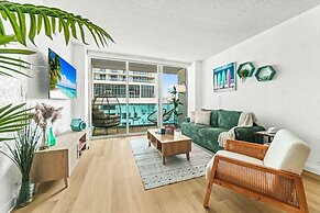 Oceanfront Condo With Ocean Views