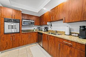 Oceanfront Condo With Ocean Views