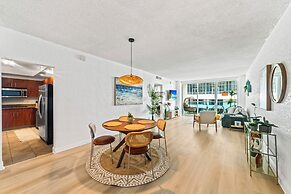 Oceanfront Condo With Ocean Views