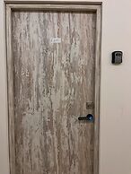 Studio Toh 210 - Elle Residence