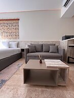 Studio Toh 210 - Elle Residence