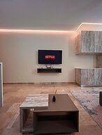 Studio Toh 210 - Elle Residence