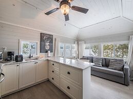 Somerset Lakeside Resort