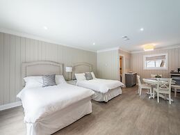 Somerset Lakeside Resort