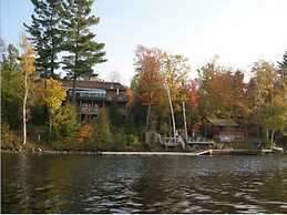 Somerset Lakeside Resort