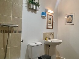 HK Life Serviced Apartment City Centre