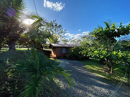 Yakari Grei Bungalows